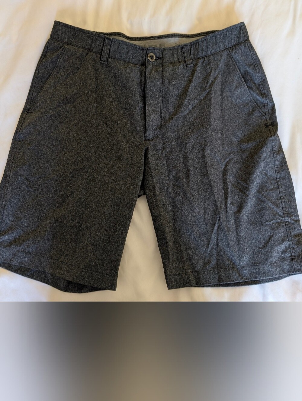 Under Armour HeatGear Men's Golf Shorts Size 36 Grey Loose Fit Chino Style